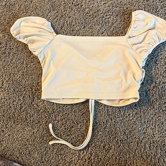 Crop top - Picture 2 of 2